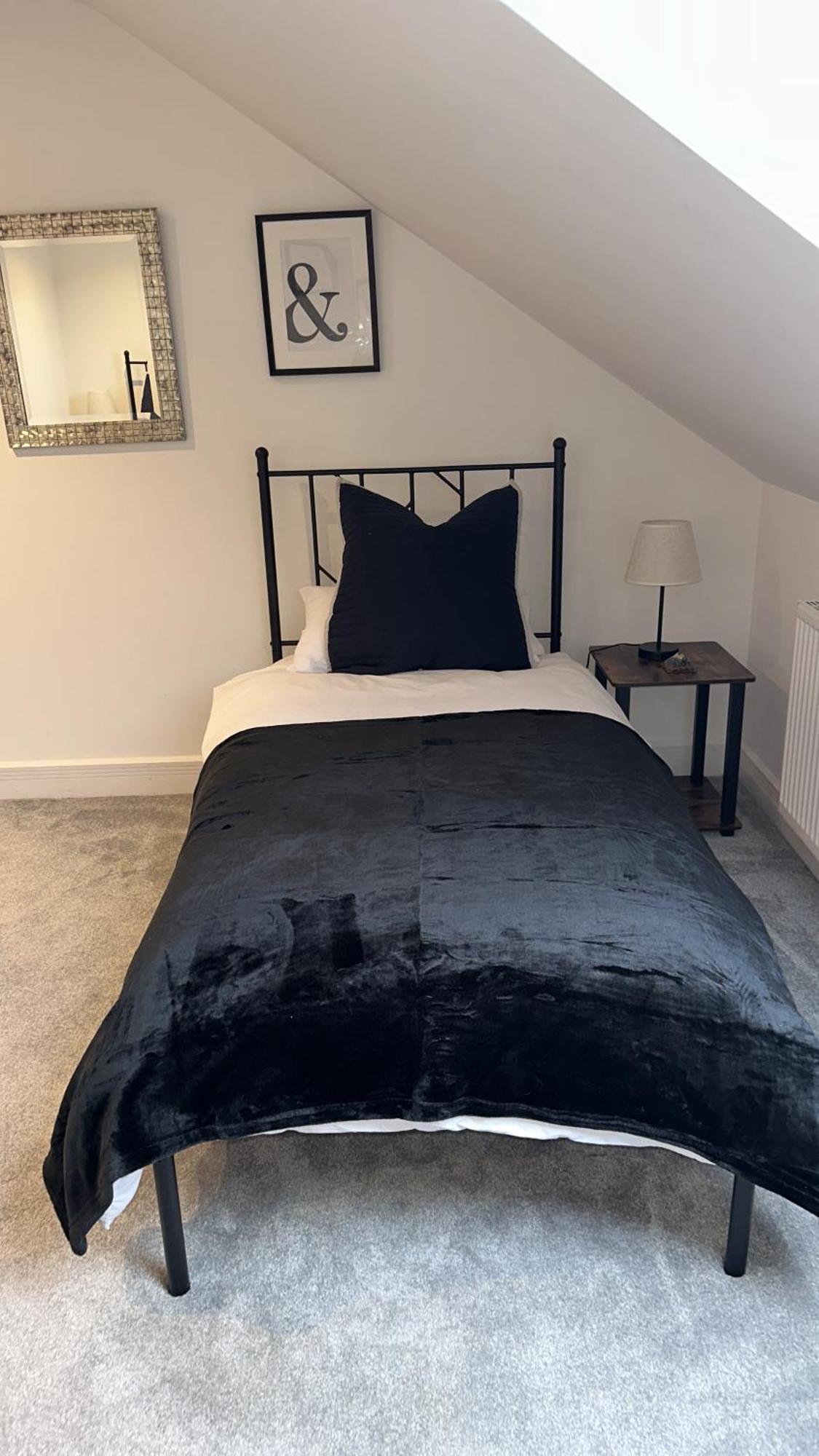 Modern Harrogate House Sleeps 10, Cinema Room & Hot Tub 외부 사진